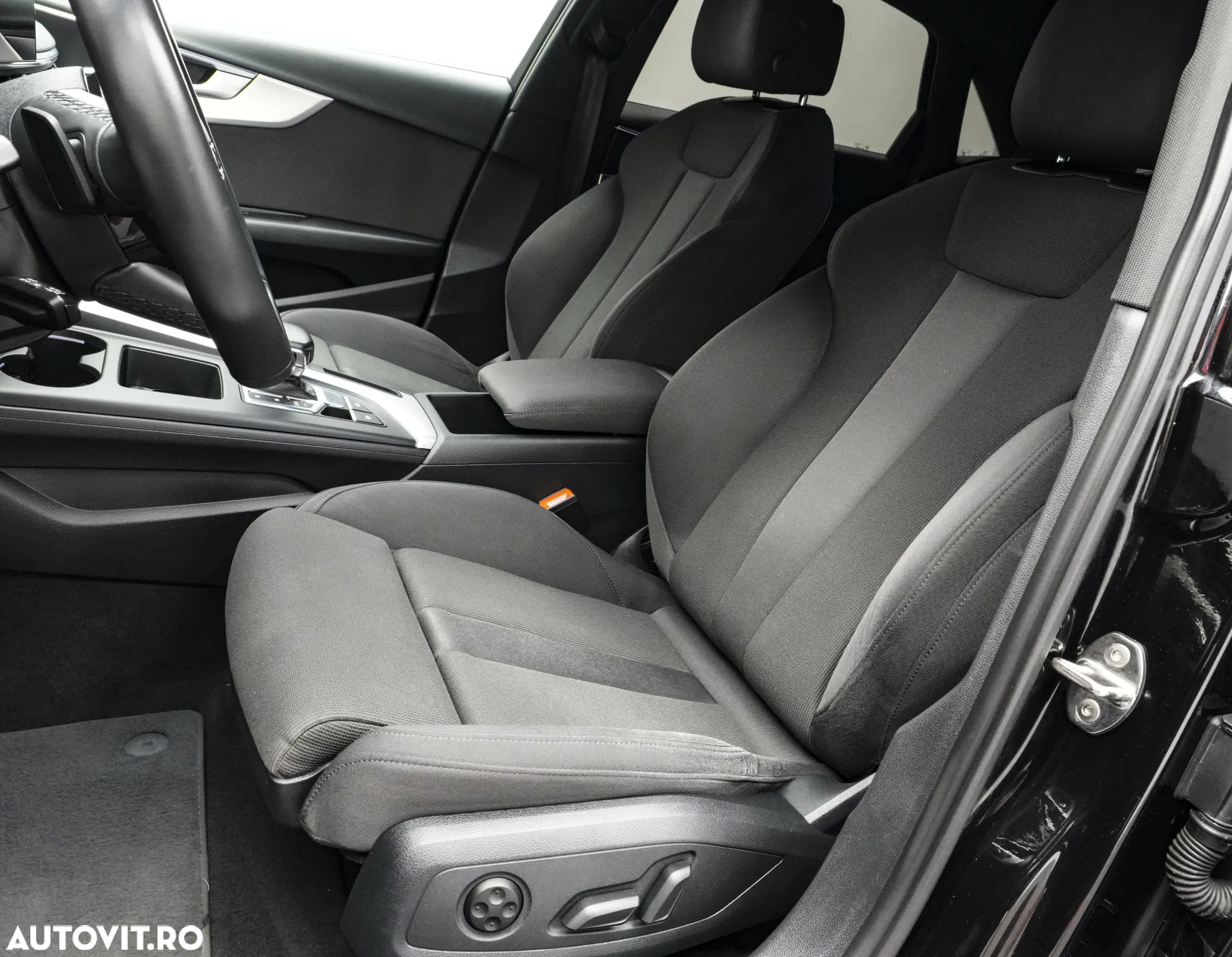 Audi A4 40 TDI quattro S tronic MHEV Advanced - 11