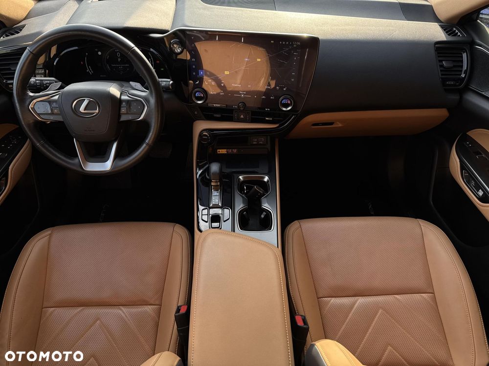Lexus NX 350h Omotenashi AWD - 15
