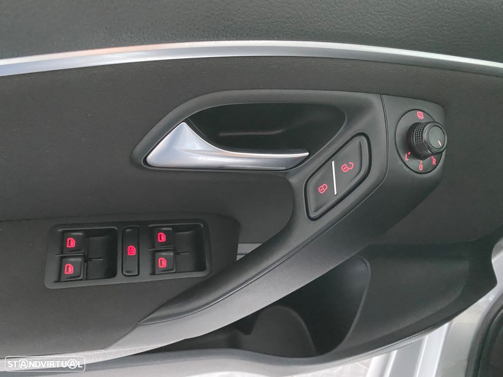 VW Polo 1.0 Confortline Nav - 12