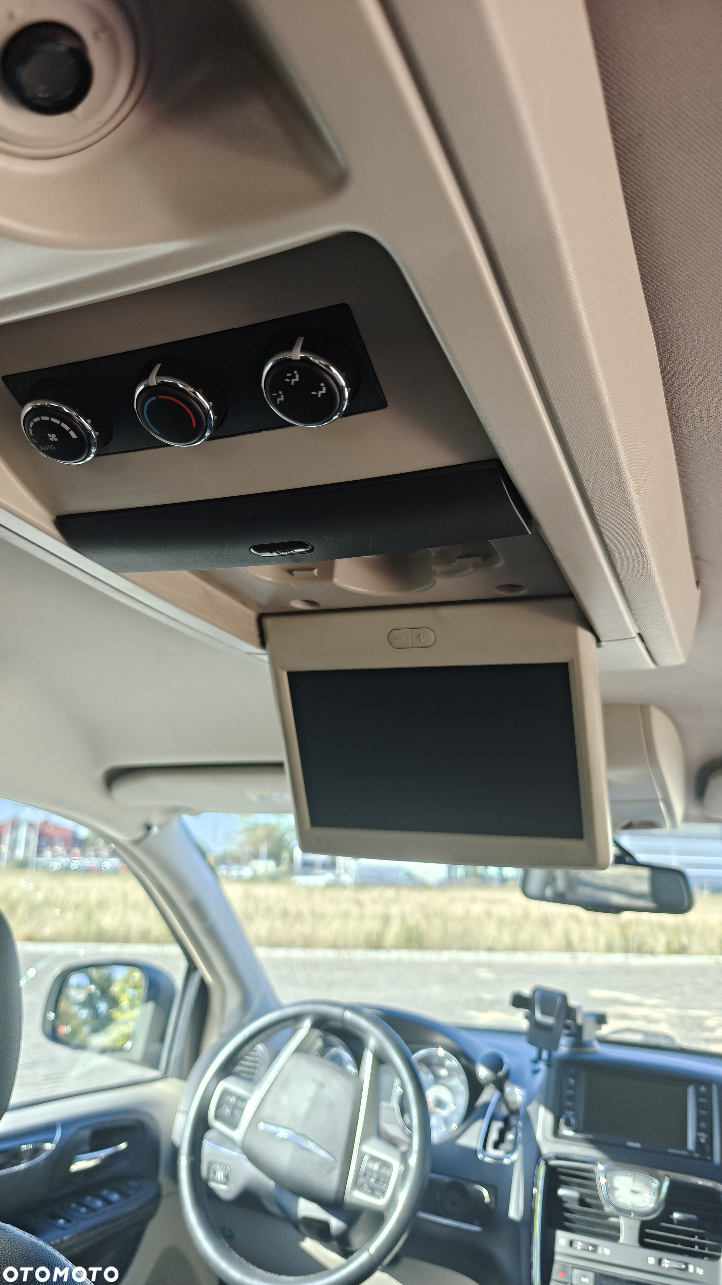 Chrysler Town & Country 3.6 Touring - 22