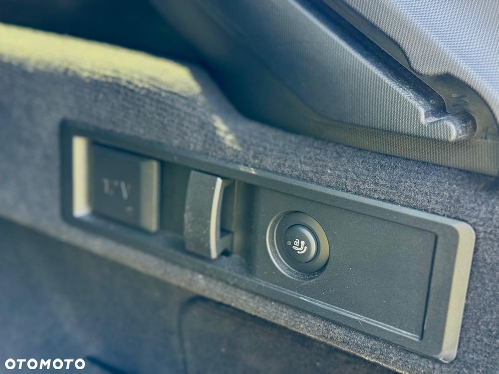 BMW Seria 3 318i M Sport - 18