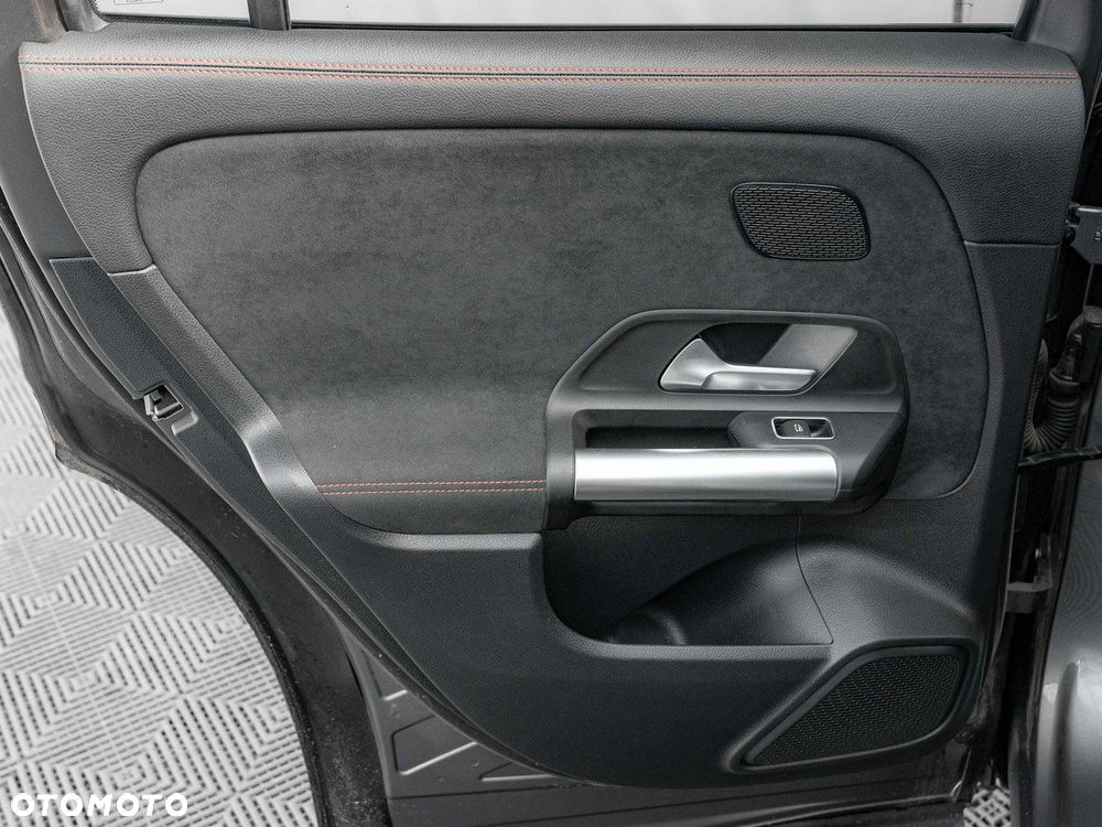 Mercedes-Benz EQA 250 66.5kWh AMG Line - 24