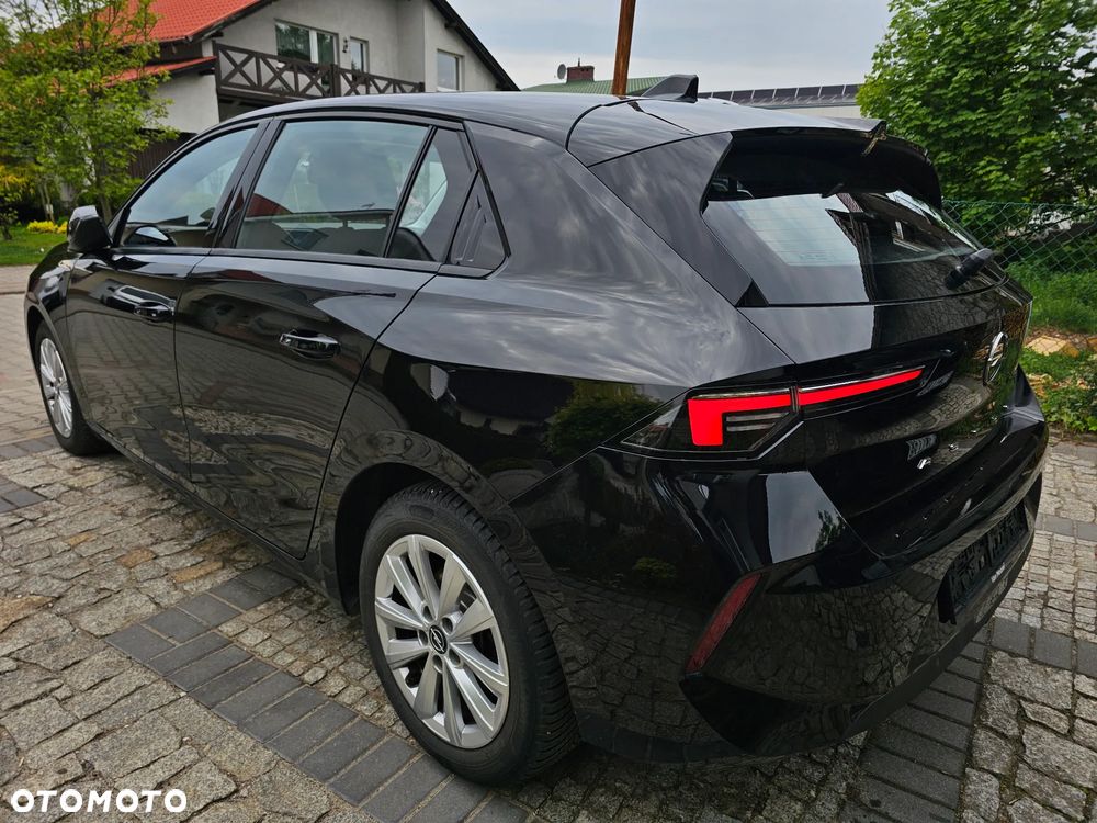 Opel Astra 1.2 T Edition S&S - 4