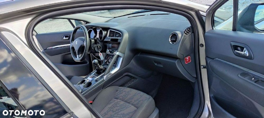 Peugeot 3008 HDi 150 Active - 22