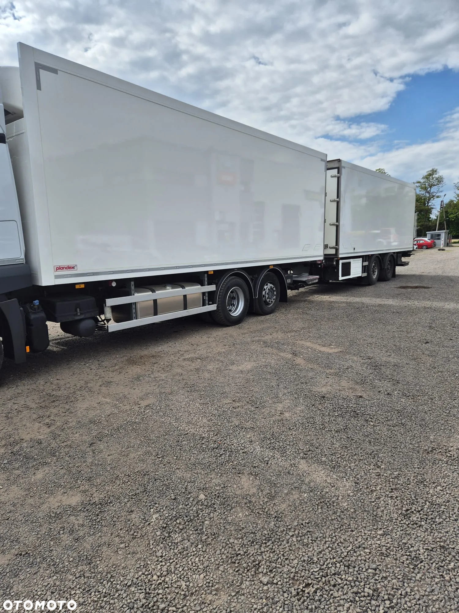 Inny Przejazdowy Plandex PTL18 z zabudową - 2