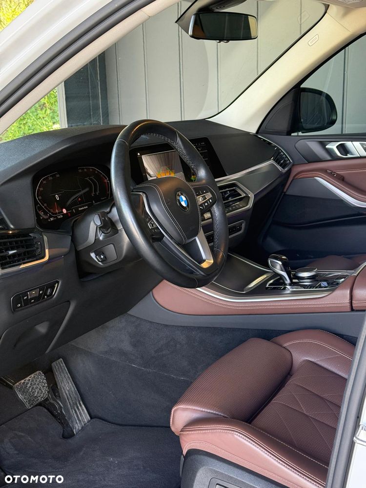 BMW X5 xDrive40i mHEV - 14