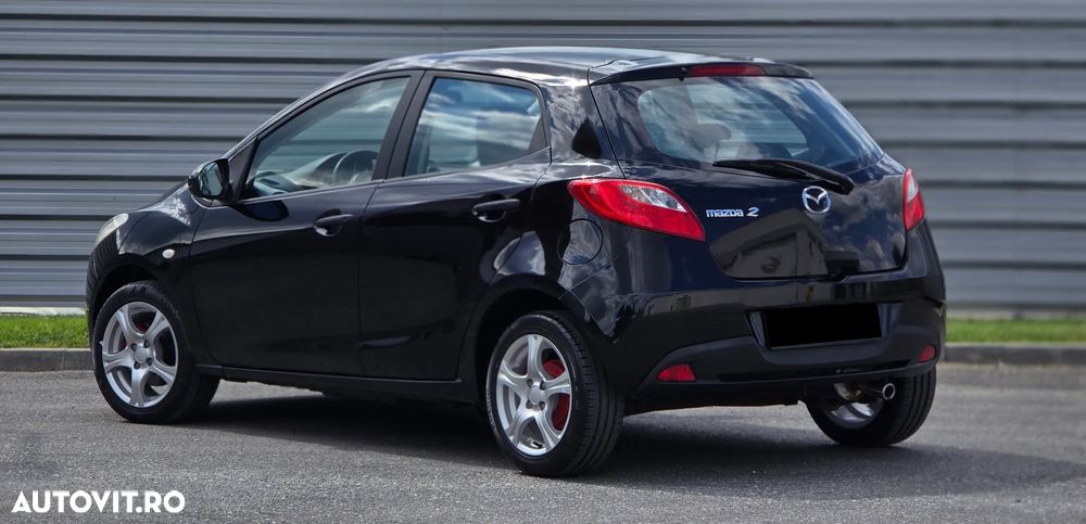 Mazda 2 - 3