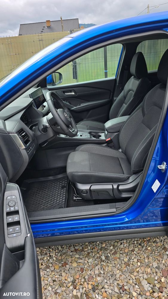 Nissan Qashqai 1.3 l 156CP 6MT MHEV N-Connecta - 4