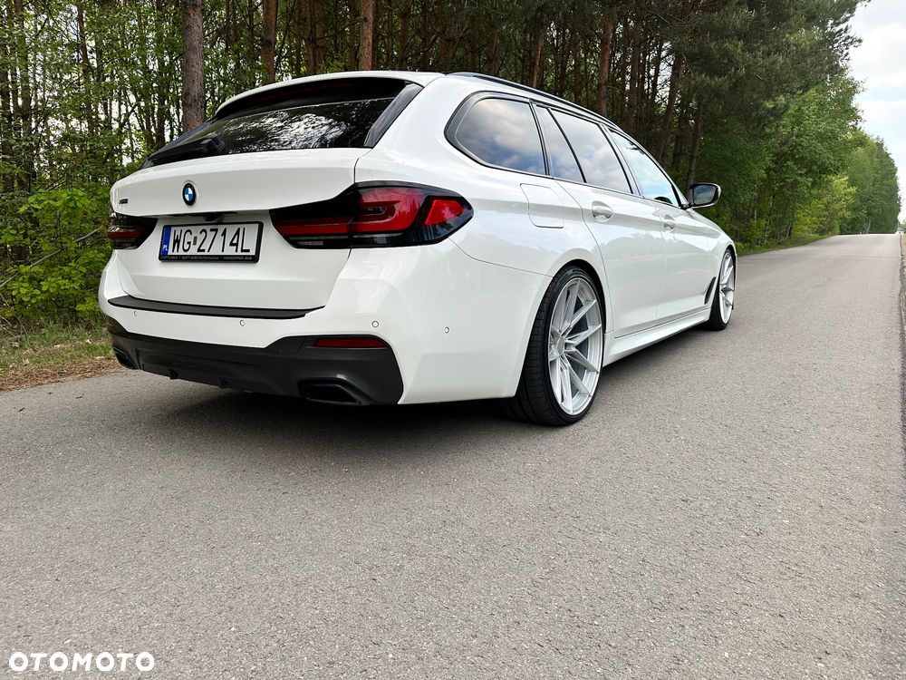 BMW Seria 5 540d xDrive mHEV M Sport sport - 6