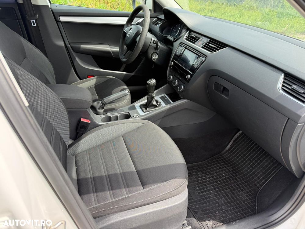 Skoda Octavia - 7