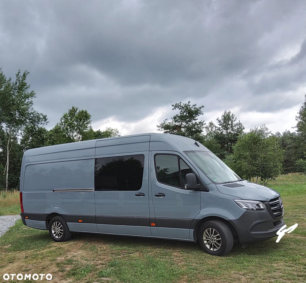 Mercedes-Benz Sprinter - 11