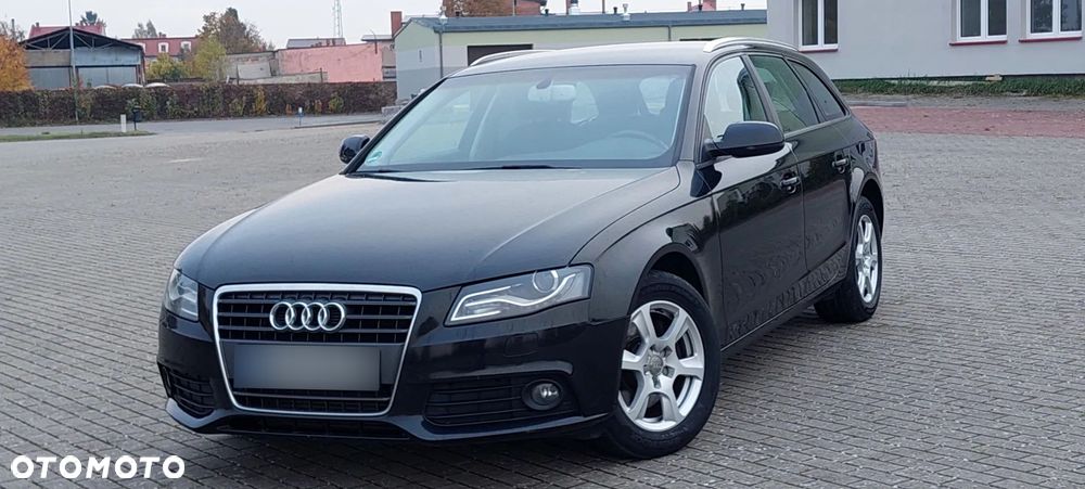 Audi A4 Avant 2.0 TDI DPF Ambiente - 12