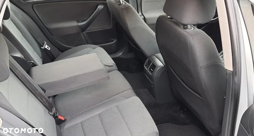 Volkswagen Golf VI 2.0 TDI Highline - 10