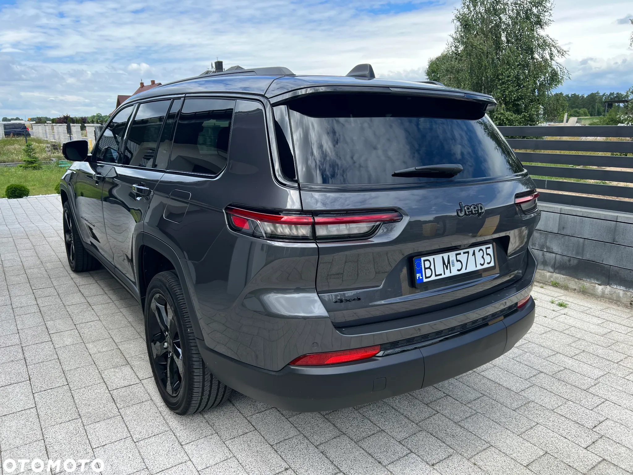 Jeep Grand Cherokee - 9
