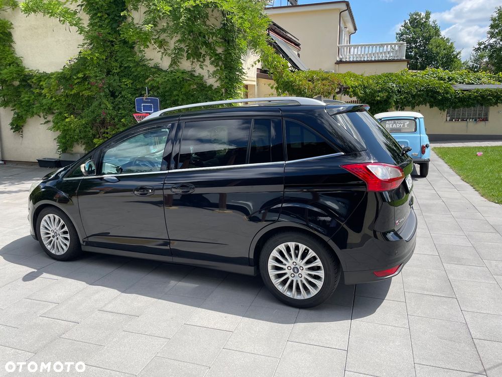 Ford Grand C-MAX - 12