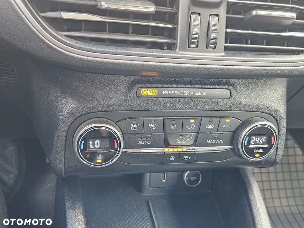 Ford Focus 1.5 EcoBlue Trend Edition - 26