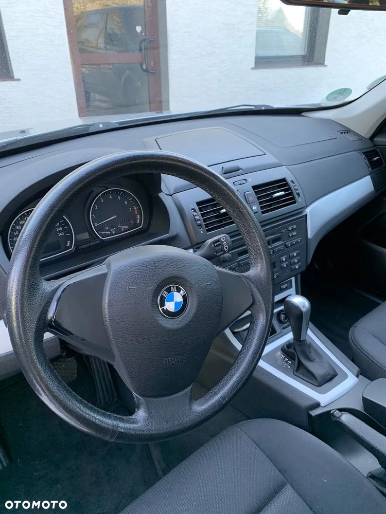 BMW X3 xDrive25i - 7
