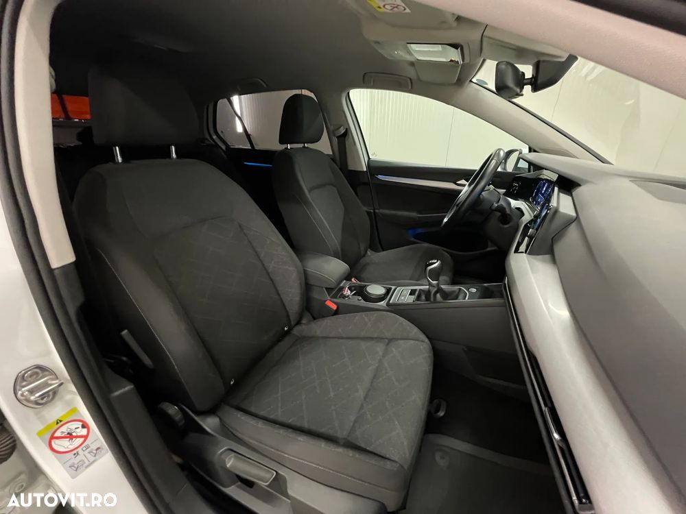 Volkswagen Golf 1.0 TSI Life - 12