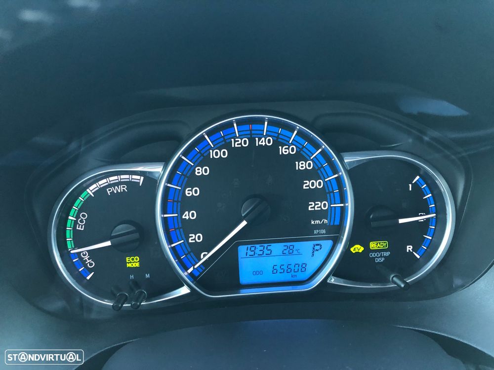 Toyota Yaris 1.5 HSD Comfort - 20