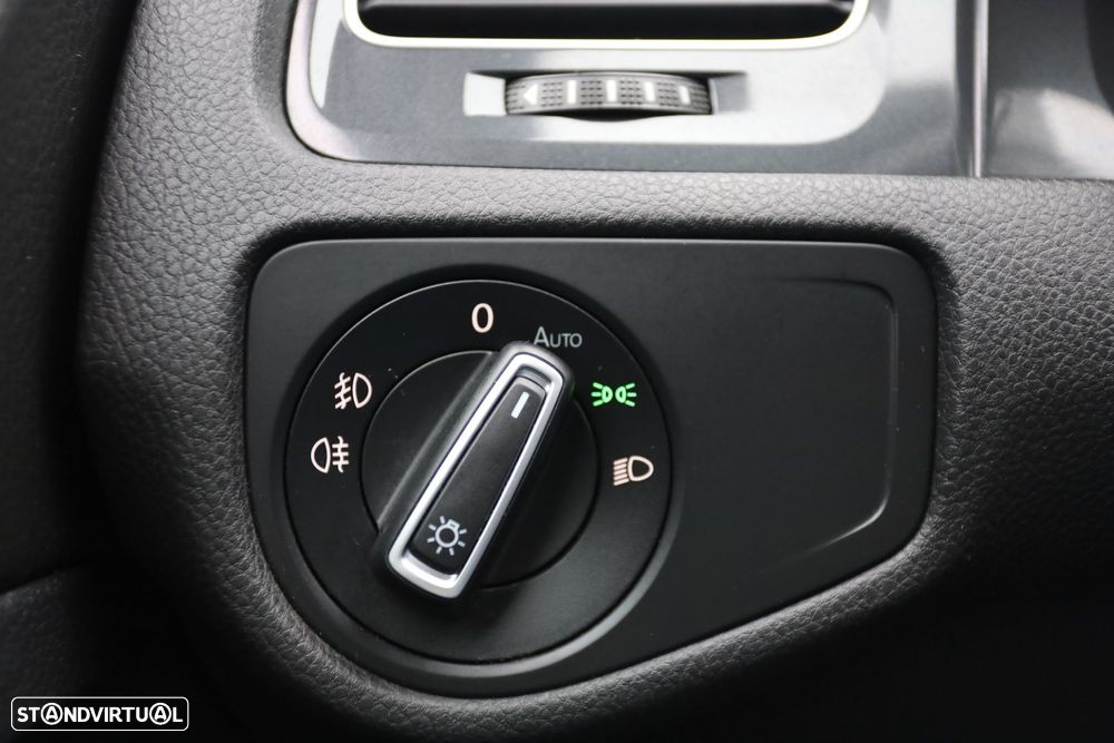 VW Golf Variant 1.6 TDi Confortline - 14