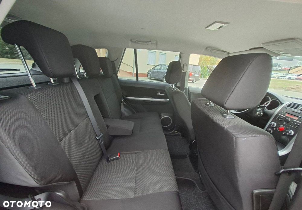 Suzuki Grand Vitara - 16