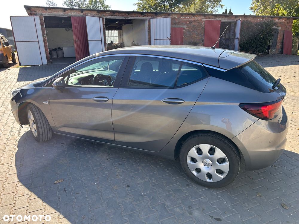 Opel Astra - 3