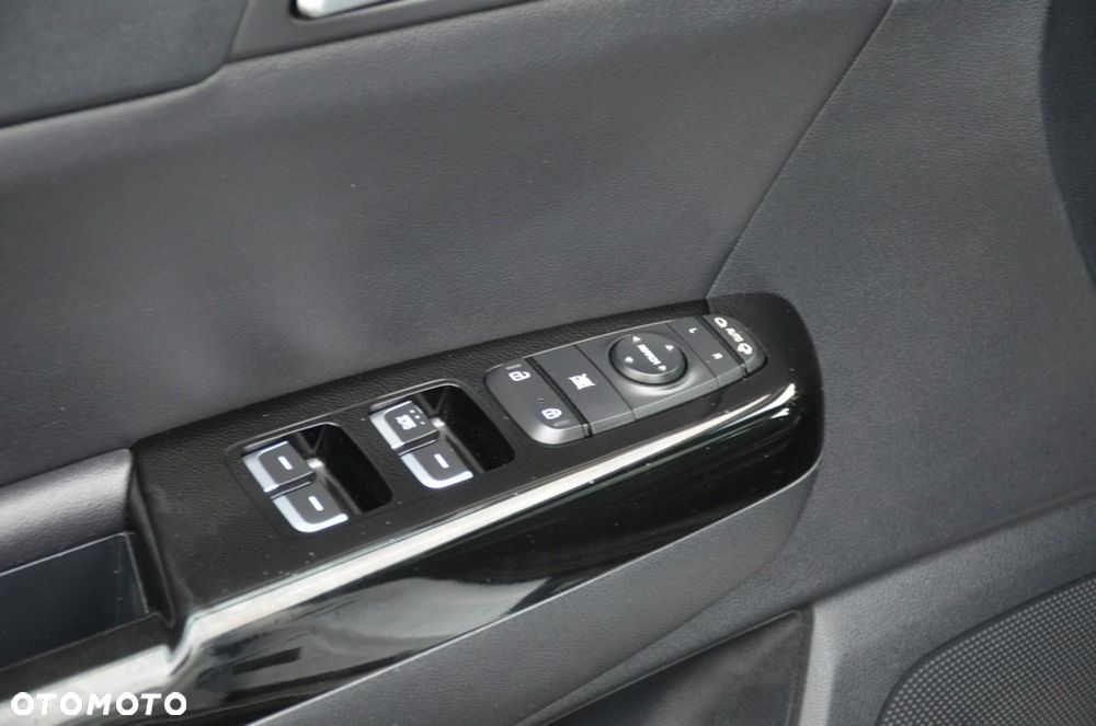 Kia Sportage - 18