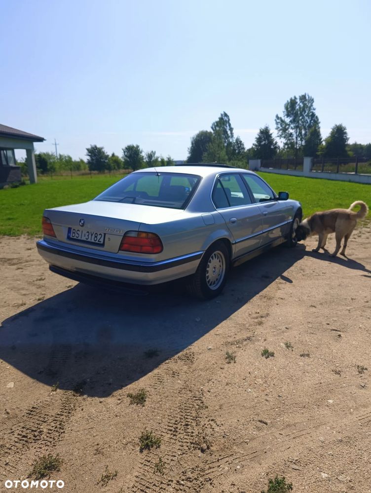 BMW Seria 7 - 5