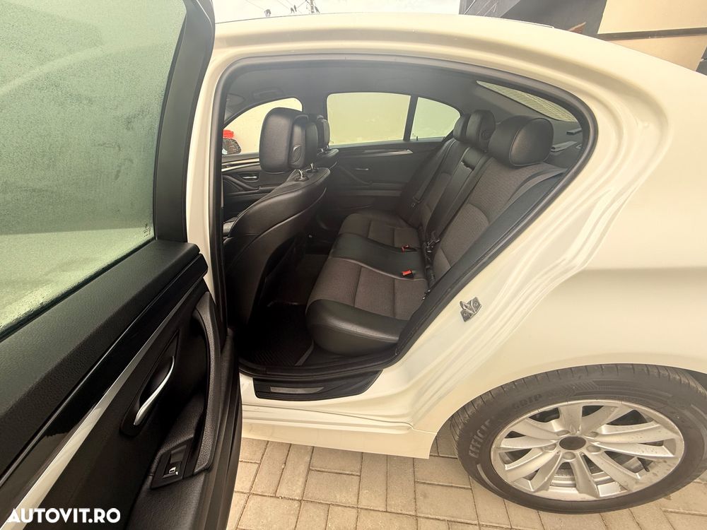 BMW Seria 5 520d - 10