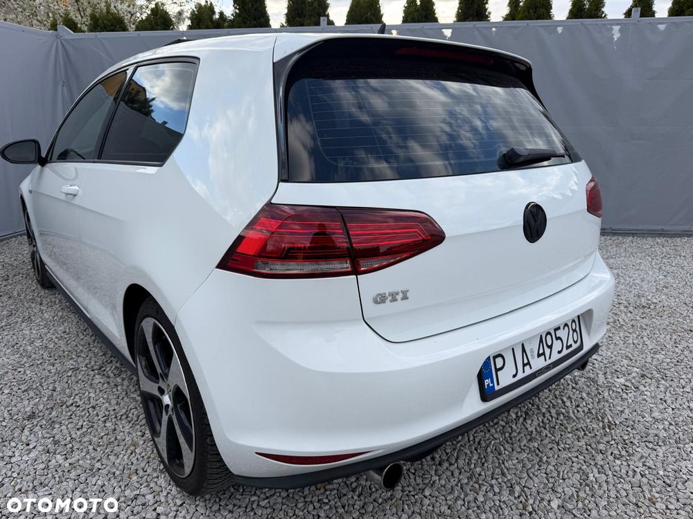 Volkswagen Golf 2.0 TSI BMT GTI - 19