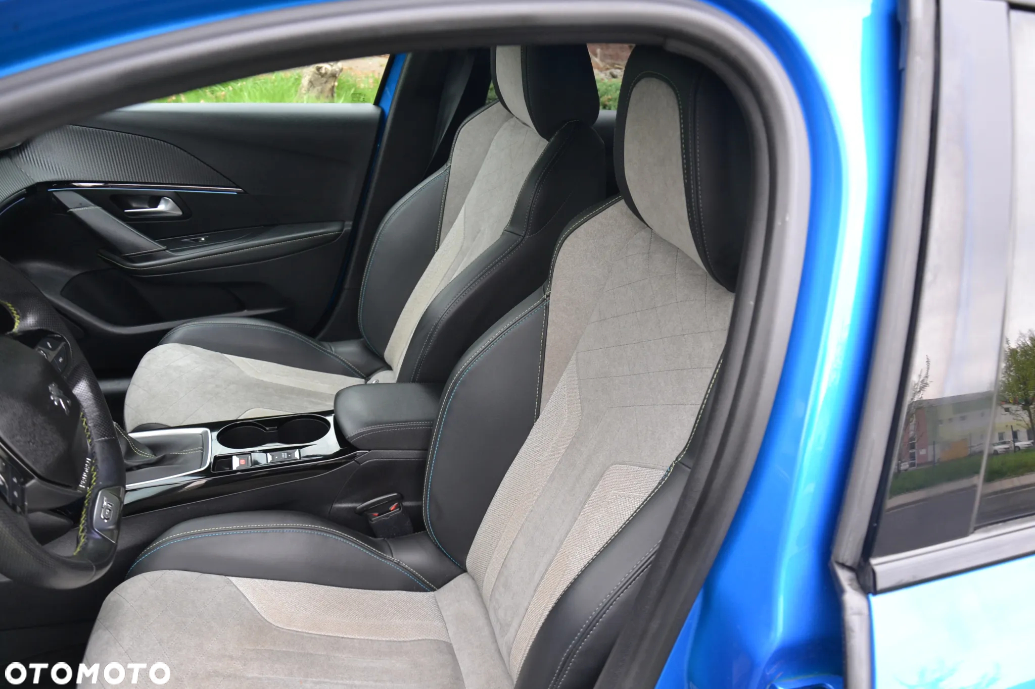 Peugeot 208 PureTech 100 GT Pack - 15