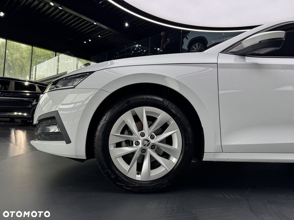 Skoda Octavia 2.0 TDI Ambition DSG - 20