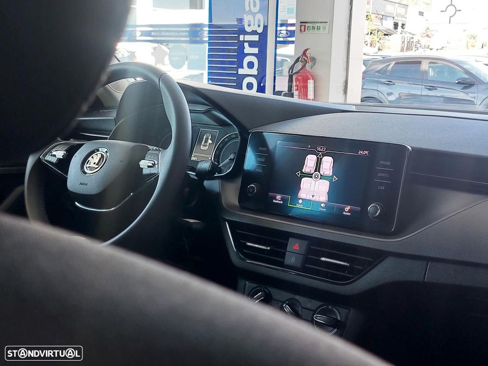 Skoda Kamiq 1.0 TSI Ambition - 32