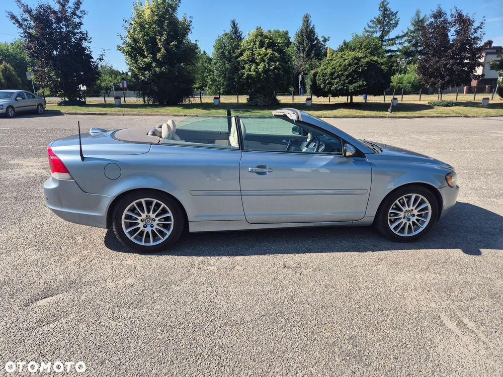 Volvo C70 2.4i Summum - 2