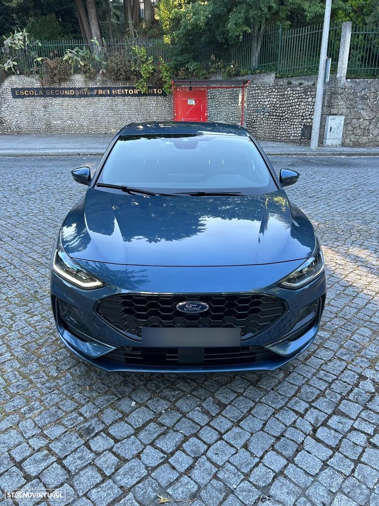 Ford Focus - 1