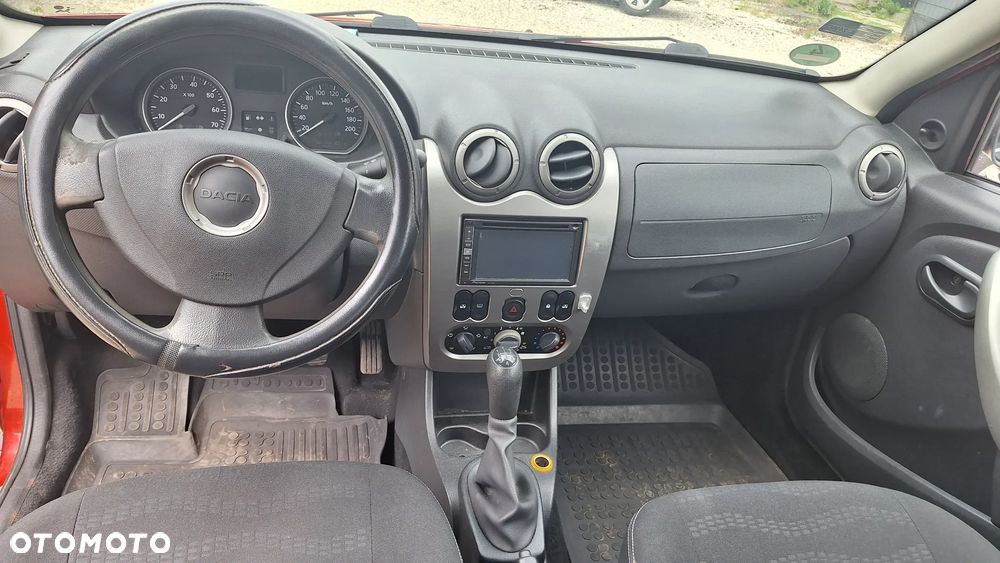 Dacia Sandero 1.6 Laureate - 6