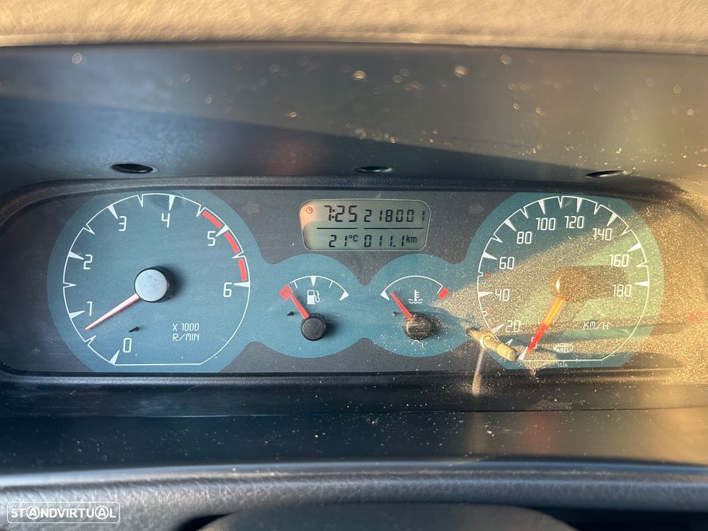 Nissan Terrano II 2.7 TDi SR AC - 13