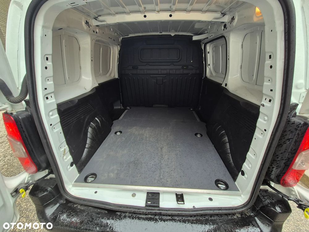 Toyota Proace City - 8