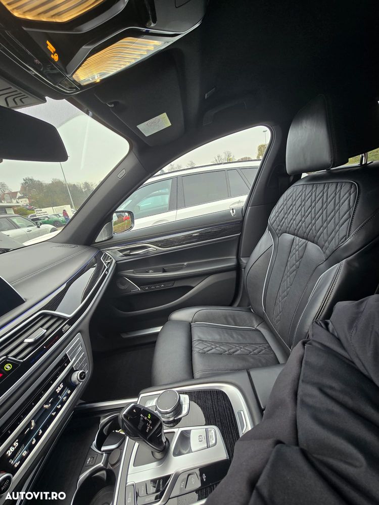 BMW Seria 7 Active L Edition Exclusive - 31