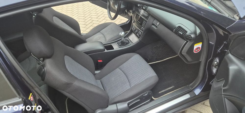 Mercedes-Benz Klasa C 200 Kompressor - 26