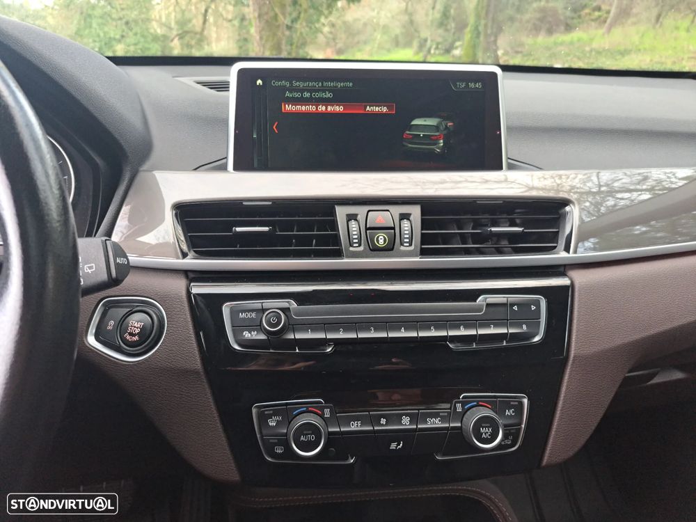 BMW X1 sDrive18d Aut. xLine - 34