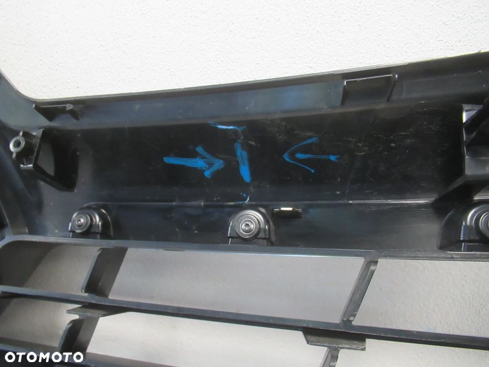 GRILL GRIL ATRAPA RENAULT TRAFIC III 3 LIFT 623103743R 2021- - 21