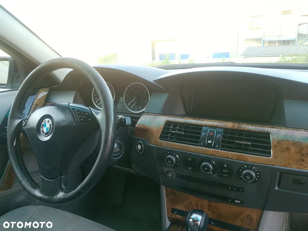BMW Seria 5 520d - 18