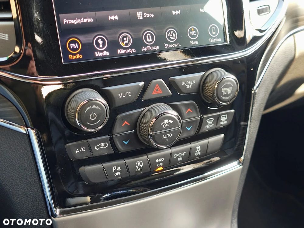 Jeep Grand Cherokee Limited - 20