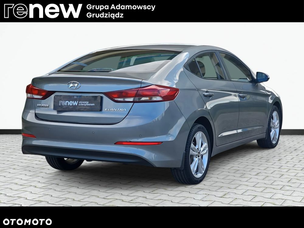 Hyundai Elantra 1.6 Comfort - 2