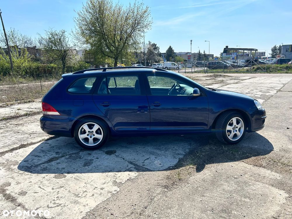 Volkswagen Golf 1.9 TDI Q-Line - 11