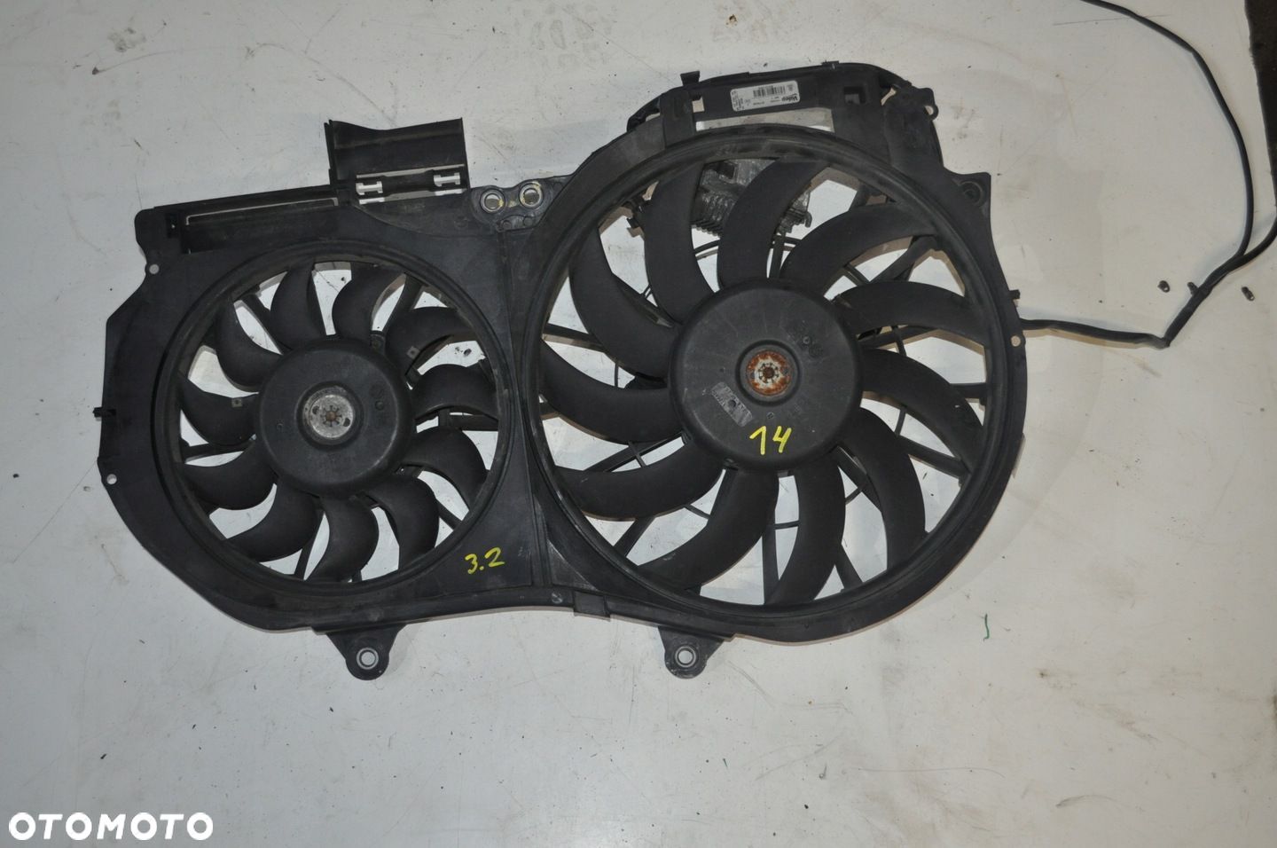 Wentylator chłodnic 3.2 Audi A4 B7 05- 8E0959501R - 1