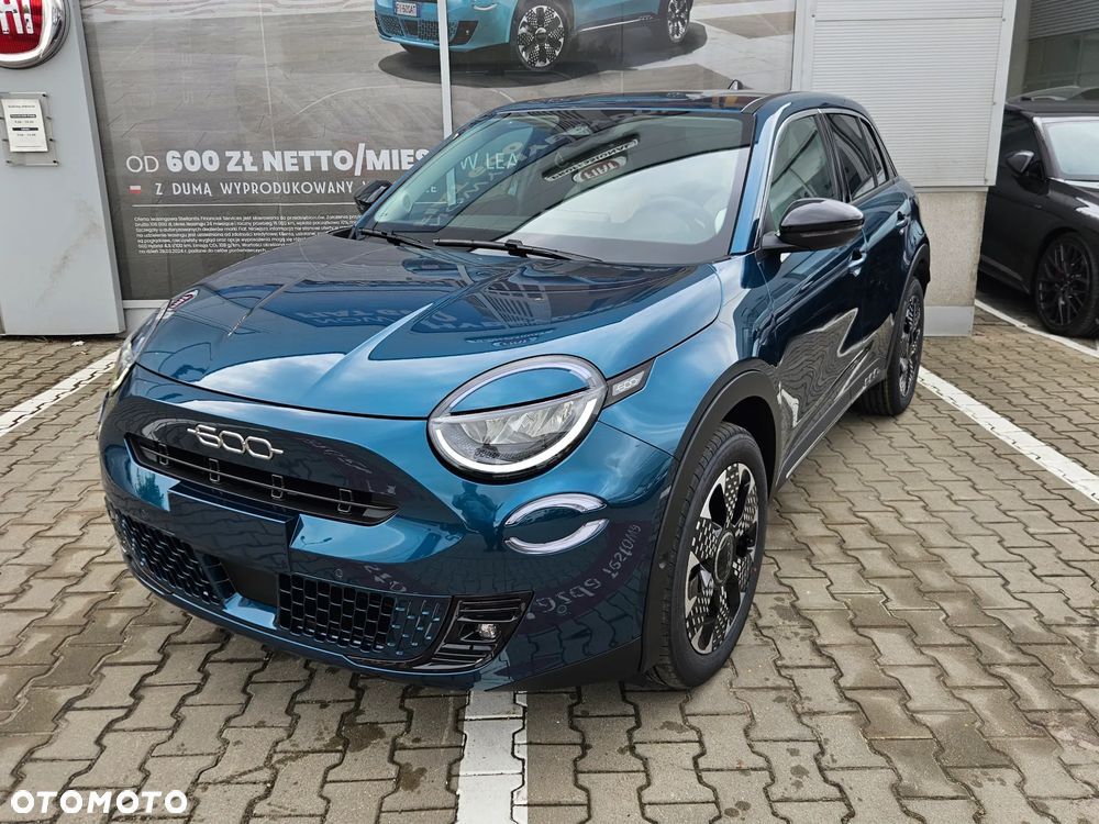 Fiat 600 1.2 Turbo La Prima eDCT - 4