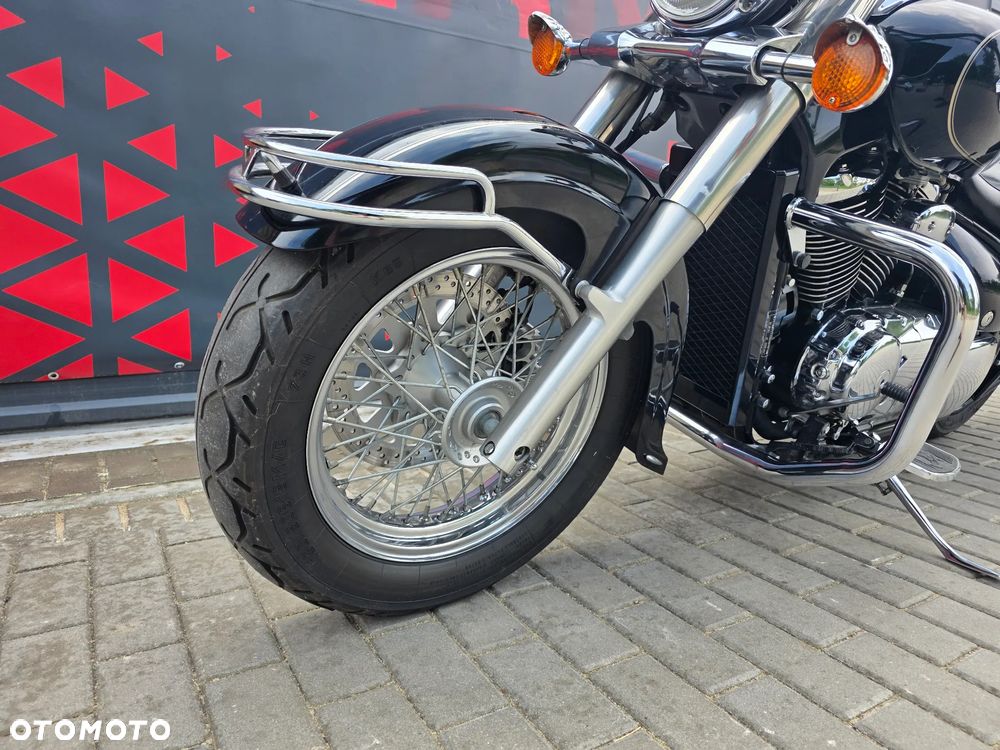 Suzuki VL 800 Volusia - 23