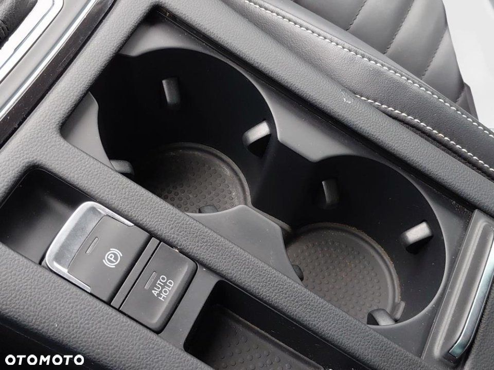 Volkswagen Passat - 21